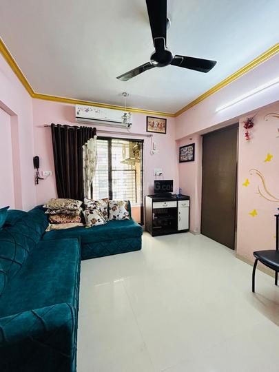 580 Sqft 2 BHK Flat for sale in Raunak City