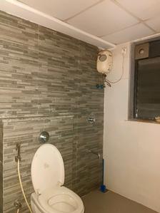 Common Bathroom Image of 850 Sq.ft 1.5 BHK Apartment / Flat for sale in Lodha Palava Elite A To J, Palava Phase 2 Thane for Rs. 4000000