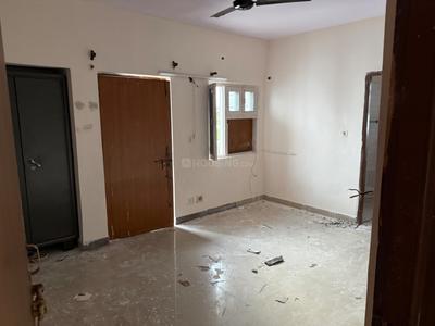 Bedroom Image of 1926 Sq.ft 3.5 BHK Apartment / Flat for rent in Vasundhara Enclave New Delhi for Rs. 55000