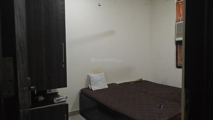 Poorvi Shalimar Bagh, Shalimar Bagh Bedroom 1