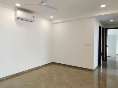 Dining Area Image of 1650 Sq.ft 3 BHK Apartment / Flat for sale in DLH The Park Residences Phase 1, Andheri West Mumbai for Rs. 53000000