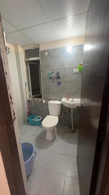 Bathroom Image of 250 Sq.ft 1 RK Apartment / Flat for rent in Noida Extension Greater Noida for Rs. 11000