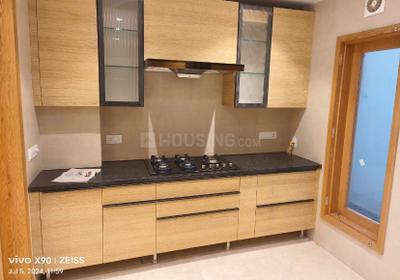 Kitchen Image of 2500 Sq.ft 3 BHK Builder Floor for sale in Model Town New Delhi for Rs. 37500000