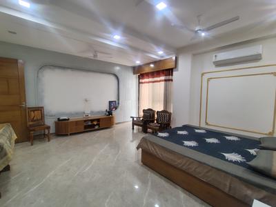 Hall Image of 4500 Sq.ft 4 BHK Builder Floor for sale in Sector 10A Gurgaon for Rs. 43000000