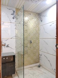 Common Bathroom Image of 2000 Sq.ft 4 BHK Builder Floor for sale in Rajendra Nagar Ghaziabad for Rs. 22400000