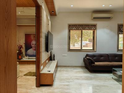 Bedroom Image of 3500 Sq.ft 3 BHK Independent House for rent in Vishwanath Sharanam 8, Jodhpur Ahmedabad for Rs. 42000