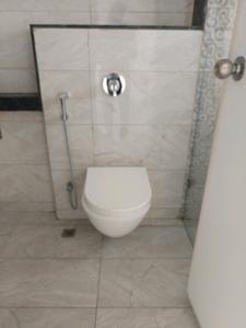Bedroom Two Image of 1000 Sq.ft 2 BHK Apartment / Flat for rent in Amanora Gold Towers, Hadapsar Pune for Rs. 36000