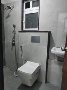 Common Bathroom Image of 1350 Sq.ft 3 BHK Apartment / Flat for sale in Nicco Residency, Andheri East Mumbai for Rs. 36600000