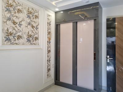 Bedroom Image of 600 Sq.ft 2 BHK Apartment / Flat for sale in Dwarka Mor New Delhi for Rs. 4200000