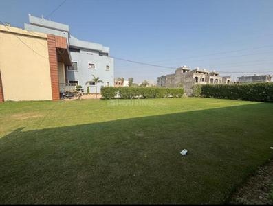 Image of 900 Sq.ft Residential Plot / Land for sale in Alaknanda Maxxus Eden Estate, Utrathiya, Zirakpur for Rs. 6500000