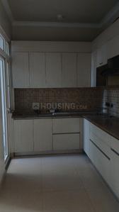Kitchen Image of 1210 Sq.ft 2.5 BHK Builder Floor for sale in Central Park Flamingo Floors, Sector 32 Sohna for Rs. 15000000
