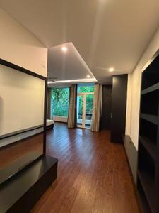 Bedroom Image of 2800 Sq.ft 3 BHK Apartment / Flat for rent in Indira Nagar Bengaluru for Rs. 320000
