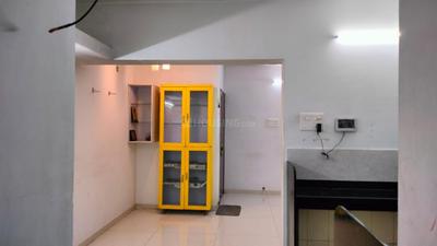 Hall Image of 650 Sq.ft 1 BHK Apartment / Flat for rent in Kothrud Pune for Rs. 24000