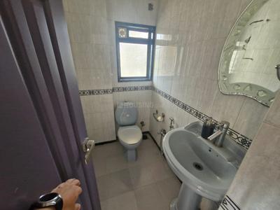 Image of 1250 Sq.ft 3 BHK Apartment / Flat for rent in Neelkanth Valley, Ghatkopar East, Mumbai for Rs. 115000