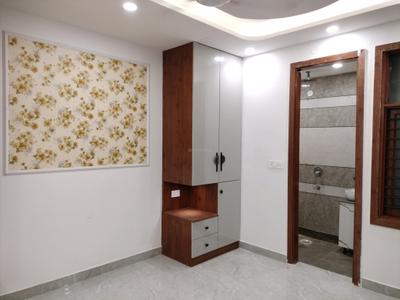 Bedroom Image of 700 Sq.ft 2 BHK Builder Floor for sale in Chandra Park New Delhi for Rs. 5500000