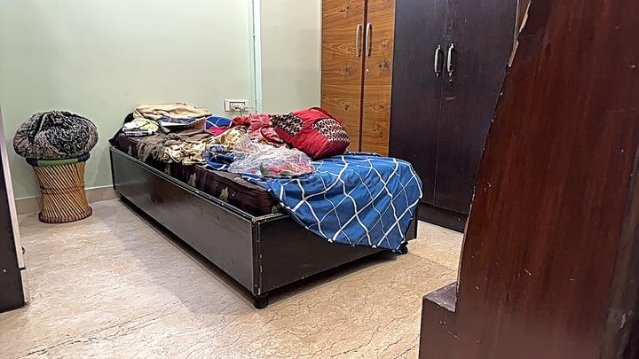 Pocket 40, Chittaranjan Park Bedroom One 1