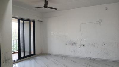 Living Room Image of 1300 Sq.ft 2 BHK Apartment / Flat for rent in Janki The Centrum, Dahin Nagar Surat for Rs. 18000