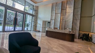 Balcony Image of 1850 Sq.ft 5 BHK Apartment / Flat for sale in Piramal Mahalaxmi, Worli Mumbai for Rs. 160000000