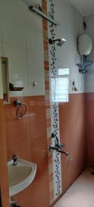 Bathroom Image of 650 Sq.ft 1 BHK Apartment / Flat for rent in Rahate Colony Nagpur for Rs. 20000