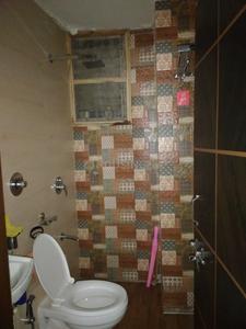 Bathroom Image of 1050 Sq.ft 2 BHK Apartment / Flat for rent in Vallabh Vidhyanagar Anand for Rs. 16500