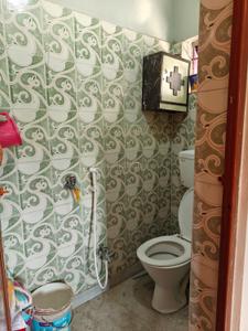 Bathroom Image of 755 Sq.ft 2 BHK Apartment / Flat for sale in Ashok Nagar Kolkata for Rs. 3000000