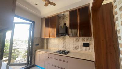 Kitchen Image of 1050 Sq.ft 3 BHK Builder Floor for sale in BPTP Green Oaks Boulevard, Sector 70A Gurgaon for Rs. 18400000