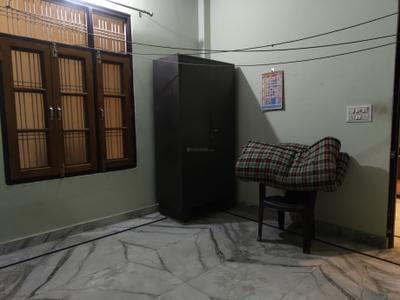 Bedroom Image of 500 Sq.ft 1 BHK Builder Floor for rent in Krishna Nagar Lucknow for Rs. 7000