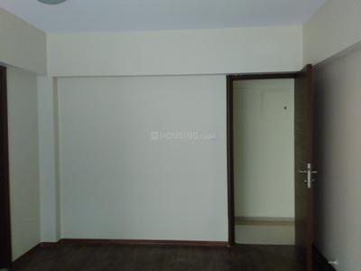 Bedroom Image of 900 Sq.ft 2 BHK Apartment / Flat for rent in K Raheja Vistas, Powai Mumbai for Rs. 85000