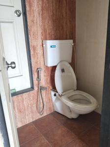 Bathroom Image of 1020 Sq.ft 2 BHK Apartment / Flat for sale in Arihant Aarohi, Shilgaon Thane for Rs. 7000000