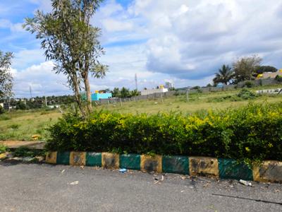 Image of 1800 Sq.ft Residential Plot / Land for sale in Tippalam village, Hosur for Rs. 5940177