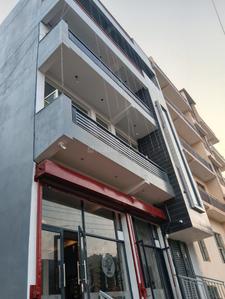 8 BHK Independent House