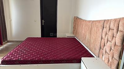 Bedroom Image of 1827 Sq.ft 3 BHK Apartment / Flat for rent in ABA Cleo County, Sector 121 Noida for Rs. 75000