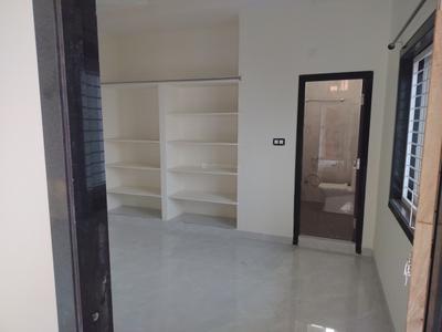 Bedroom Image of 900 Sq.ft 2 BHK Independent House for rent in Khanapur Hyderabad for Rs. 25000