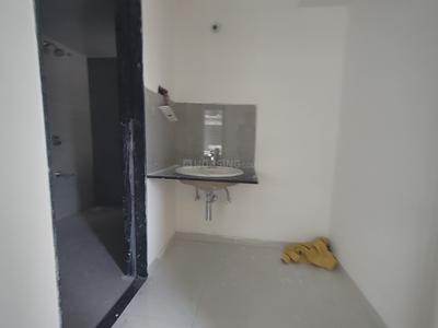 Bathroom Image of 2050 Sq.ft 4 BHK Apartment / Flat for sale in Kothrud Pune for Rs. 28100000