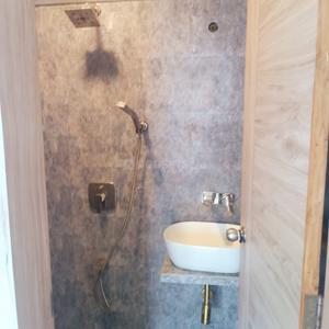 Image of 550 Sq.ft 1 BHK Apartment / Flat for rent in Santacruz West, Mumbai for Rs. 75013