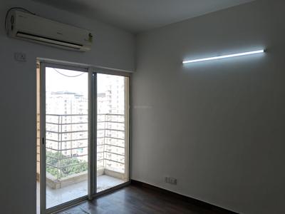 Bedroom Image of 925 Sq.ft 2 BHK Apartment / Flat for sale in Paras Tierea, Sector 137 Noida for Rs. 8000000
