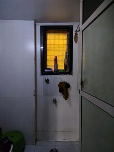 Common Bathroom Image of 530 Sq.ft 1 BHK Apartment / Flat for rent in Rutu Enclave, Kasarvadavali Thane for Rs. 16000