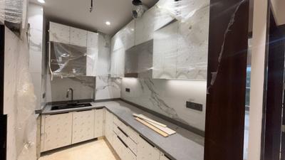 Kitchen Image of 1400 Sq.ft 3 BHK Apartment / Flat for sale in Sector 5 Rohini New Delhi for Rs. 16000000