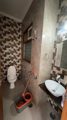 Image of 2500 Sq.ft 3 BHK Builder Floor for rent in Sector 52, Gurgaon for Rs. 70000