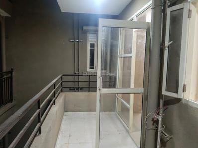 Bathroom Image of 645 Sq.ft 3 BHK Apartment / Flat for rent in Pyramid Altia, Sector 70 Gurgaon for Rs. 28000