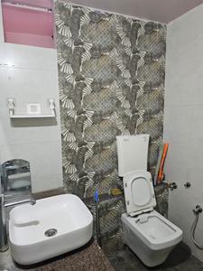 Bathroom Image of 800 Sq.ft 2 BHK Independent House for rent in  Bapunagar Gujarat Housing Board, Bapunagar Ahmedabad for Rs. 12500