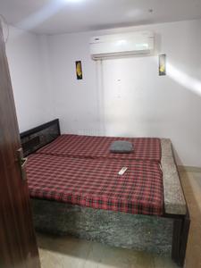 Bedroom Image of 990 Sq.ft 1 BHK Builder Floor for rent in Model Town New Delhi for Rs. 25000