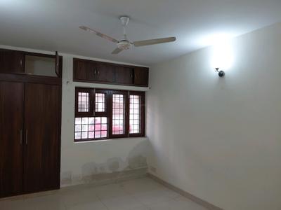 Bedroom Image of 2000 Sq.ft 3 BHK Apartment / Flat for rent in Sector C 8 Vasant Kunj, Vasant Kunj New Delhi for Rs. 110000