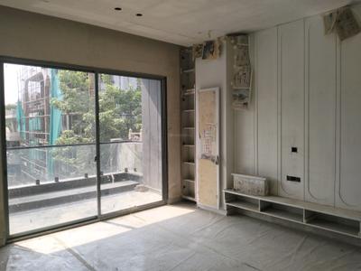 Bedroom Image of 3222 Sq.ft 4 BHK Builder Floor for sale in Mukherjee Nagar New Delhi for Rs. 50000000