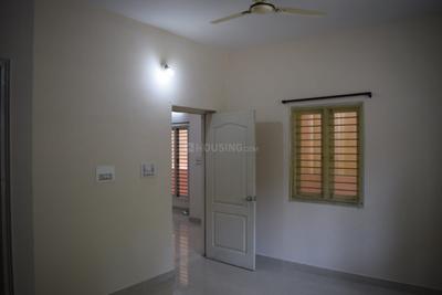 Bedroom Image of 1005 Sq.ft 2 BHK Independent House for rent in HBR Layout Bengaluru for Rs. 26000