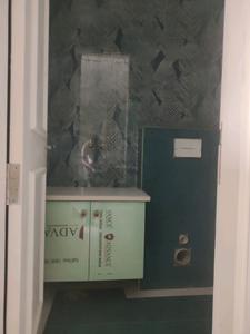 Common Bathroom Image of 4100 Sq.ft 4 BHK Builder Floor for sale in Green Field Colony Faridabad for Rs. 38000000