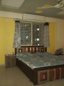 Bedroom Image of 2800 Sq.ft 4 BHK Apartment / Flat for rent in Turquoise Grandeure, South Bopal Ahmedabad for Rs. 65000