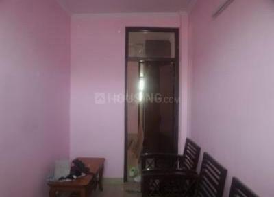 Bedroom Image of 410 Sq.ft 1 BHK Builder Floor for rent in Sant Nagar New Delhi for Rs. 22000