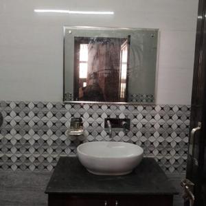 Image of 1800 Sq.ft 2 BHK Builder Floor for rent in Vaishali Nagar, Jaipur for Rs. 20000