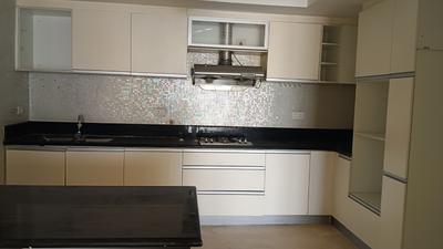Kitchen Image of 3100 Sq.ft 4 BHK Apartment / Flat for sale in Advantage Pebble Bay, RMV Extension Stage 2 Bengaluru for Rs. 71000000